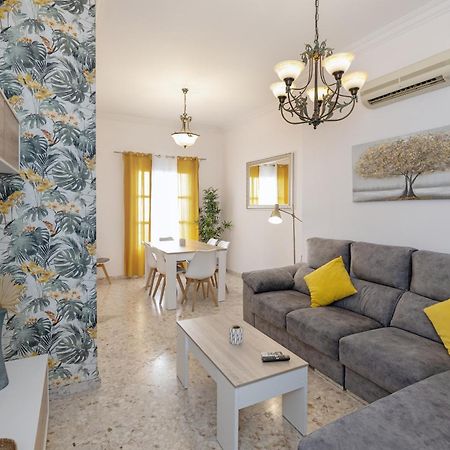 Apartamentos Trianasol Seville Exterior photo