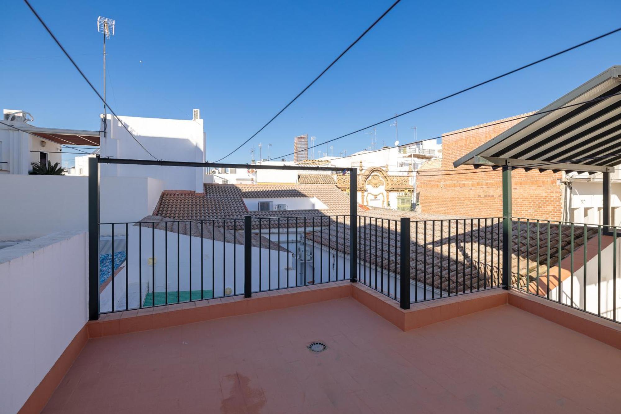 Apartamentos Trianasol Seville Exterior photo